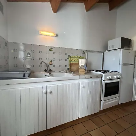 Hébergement de vacances Maison Plain Pied Avec Jardin, Proche Et Commerces, Calme Et équipé, Noirmoutier-en-l'île - Fr-1-224b-607 *