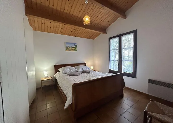 Casa vacanze Maison Plain Pied Avec Jardin, Proche Et Commerces, Calme Et Equipe, - Fr-1-224b-607